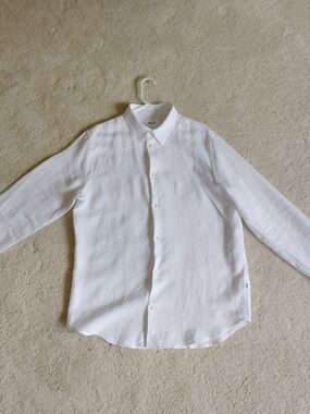 NEW Classic White Linen Button-Down Shirt